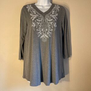 Norm Thompson Embroidered Top Gray Viscose Tunic 3 4 Sleeve Size Small Boho